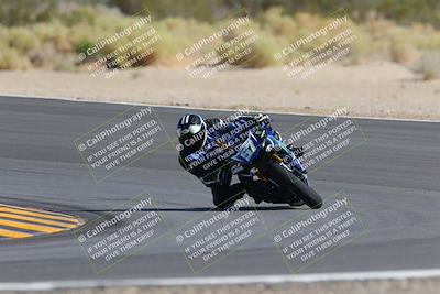 media/Oct-08-2022-SoCal Trackdays (Sat) [[1fc3beec89]]/Turn 10 (945am)/